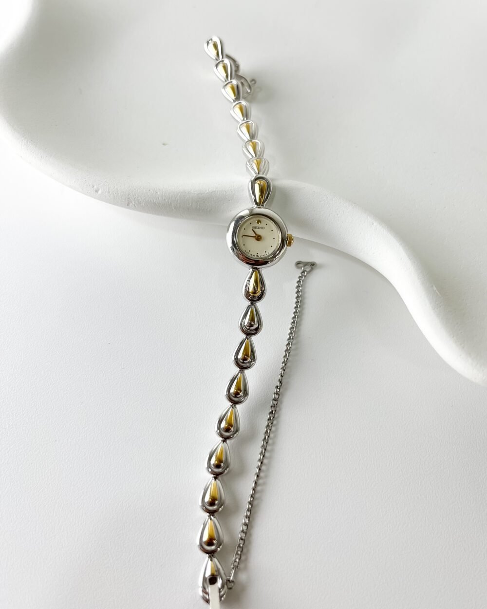 Seiko 'The Honey-Woven Coil'