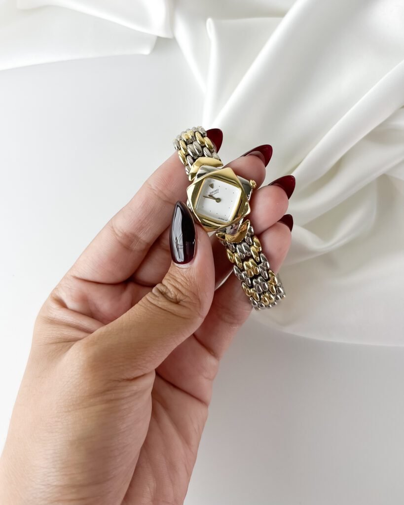 Seiko 'The Tiered Shell', photo 3